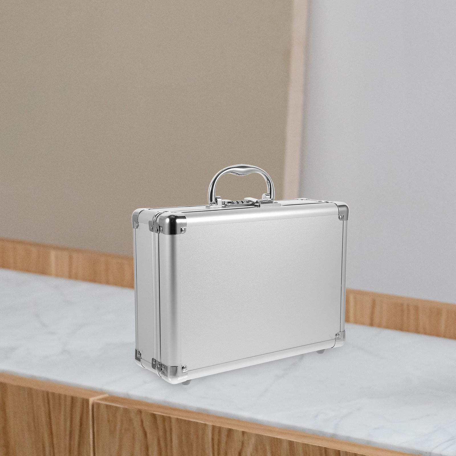 Aluminum Tools Carrying Box He - огляд і ціна Design Tools Workshop
